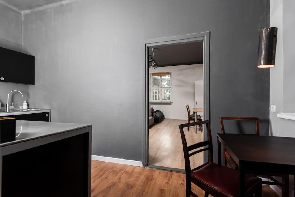 Industrial Apartment - Jewish Quarter By Upstairs Cracovia Exterior foto